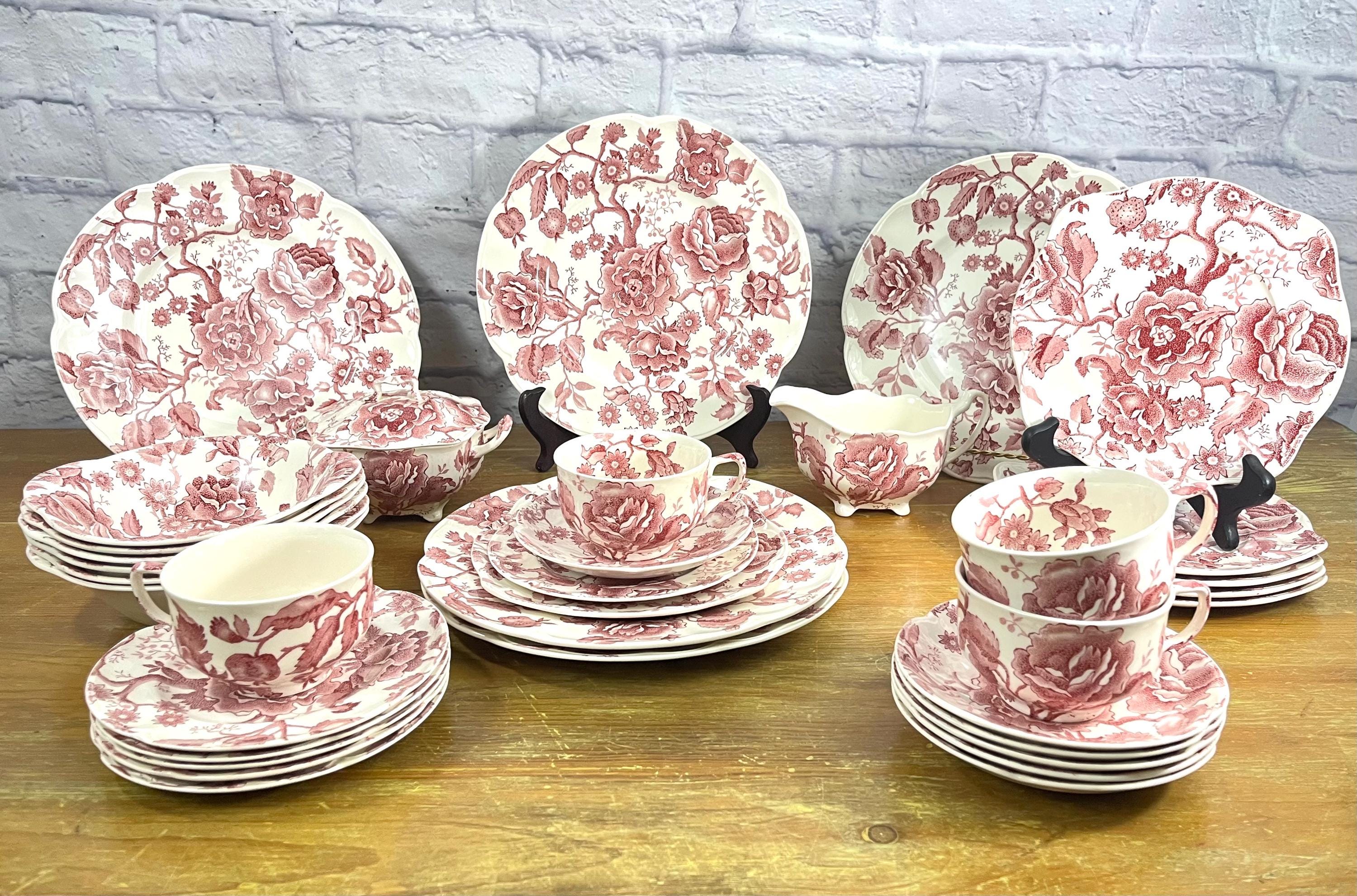アンティークフランス 赤ピンク バリオンローズステッチ 西洋菊 リネンドイリー Vintage English Chippendale Pattern Red Rose Pink Transferware
