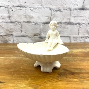 Mid Century Bisque Seashell Soap Dish Small Child Sitting on the edge of Clam Shell Bathroom Decor