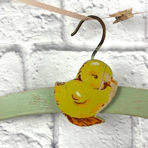 Vintage Children&#39;s Wood Hanger Baby Chick Shabby Chic Style Country Cottage Nursery Antique Baby Clothes Display
