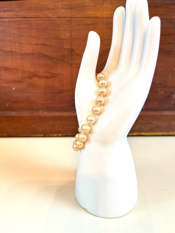 Vintage Small 6 inch  Pearl Bracelet, Delicate Pe… - image 3