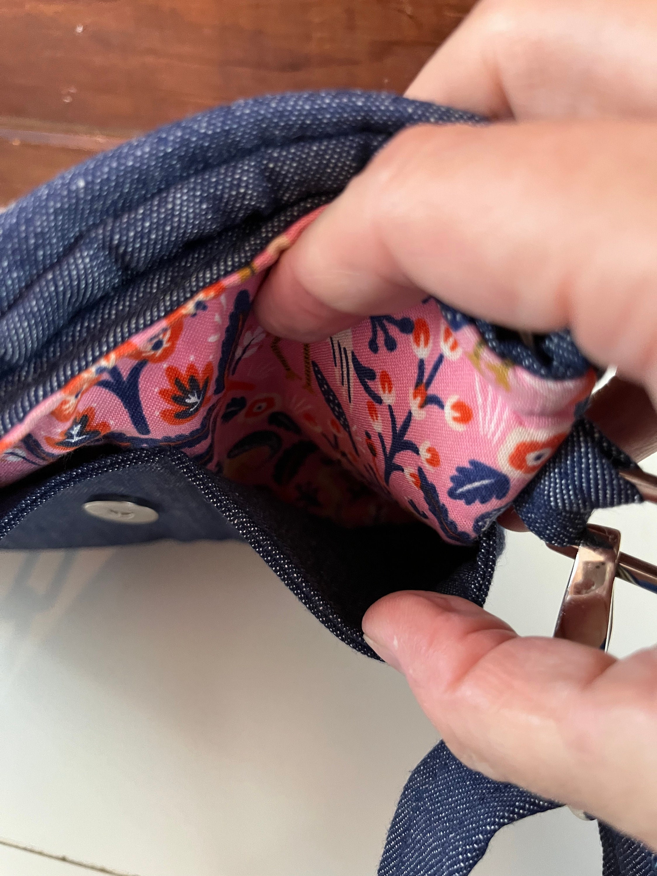 ◆THE MUSEUM VISITOR◆ WASHED DENIM MINIBAG PINK BLUE 12437 Vintage Jean Denium shoulder bag with pink heron blue and