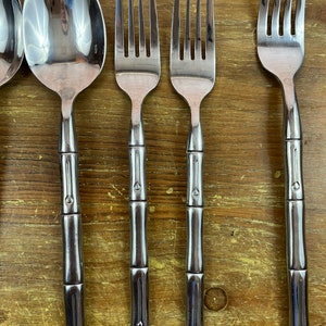Hampton Silversmiths BAMBOO Pattern Stainless Steel Flatware Set - Glossy Finish, New In Sleeves