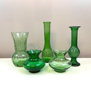 Vintage Light Green Vase Collection Group of Bright Green Vases Perfect for Weddings Garden Parties Events Christmas Centerpiece Decor Set 5