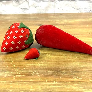 Vintage Trio of Emory Strawberries Pin Cushions Decorative Sewing Design Handmade strawberries