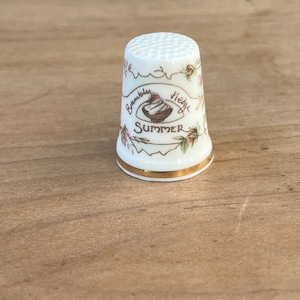 Vintage Brambly Hedge &quot;Summer&quot; Thimble Jill Barklem 1982