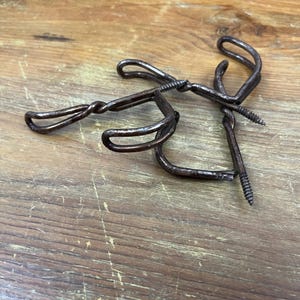Vintage Wire Metal Coat Hooks Hat Hooks Industrial Decor Farmhouse Decor Screw in Hooks Set of 3