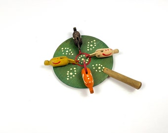Chicken Pecking Primitive Hand Toy Handmade Rustic Wood Paddle Nostalgic Game Chicken Pecking Primitive Hand Toy Handmade Rustic Wood Paddle Nostalgic Game