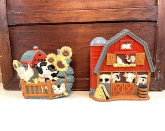 Vintage Farm Scene Wall hanging Plastic Barn & Barn animal wall decoration GIA inc. brand Farmhouse decor kids farm themed room or playroom