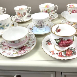 Vintage Mismatched Teacup sets Mix & Match Tea Party Bridal Shower Teacup gifts Bulk Teacups Wedding Favors Luncheon DIFFERENT saucers/cups