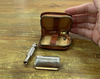 Vintage Gillette Travel Safety  Razor Austria Made Leather Case Made in Boston