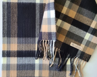 Cashmere scarf made in England. Classic.