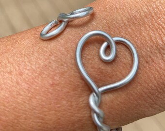 Unique Piece/Wire Heart Aluminum Jewelry/Silver Heart Aluminum Heart Bracelet/Flexible//Boho/Hippie/Lightweight/LydiaZ