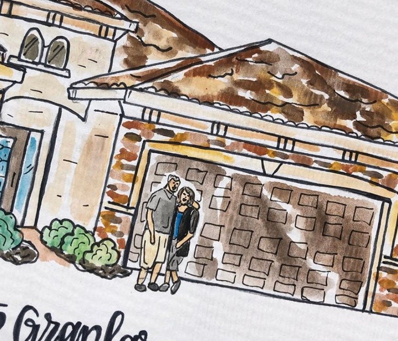 Puede incluir: Ilustraci&oacute;n en acuarela de una casa con garaje, con una pareja de pie delante. La casa tiene un tejado marr&oacute;n y paredes beiges. La puerta del garaje es marr&oacute;n. La pareja se abraza. La obra est&aacute; firmada.