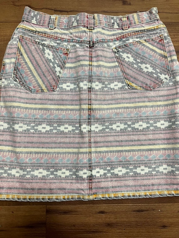 Vintage 90s Denim Printed Skirt - image 3