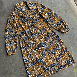 Vintage 70s Mod Dress With All Over Zebra Print Size S/M Retro Funky Polyester