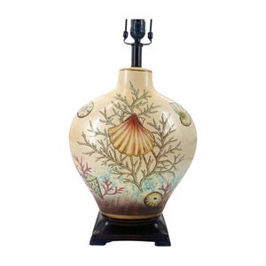 Vintage Seaside Shell Lamp
