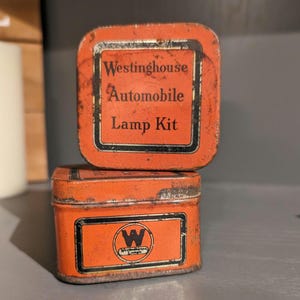 1930s Westinghouse Automobile Light Bulb Kit Lamps Lightbulb Tin - Metal - Old & Original CHOICE