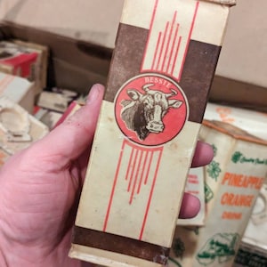 NOS 1940's Levingood's Czekoladowe mleko Dairy Milk Pint Woskowany karton lub pojemnik Pottstown, PA