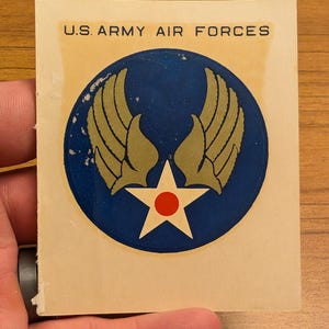 Decalcomania dell'aeronautica militare degli Stati Uniti degli anni '40 - Decalcomania da viaggio o valigia vintage con scivolo d'acqua originale e vecchia