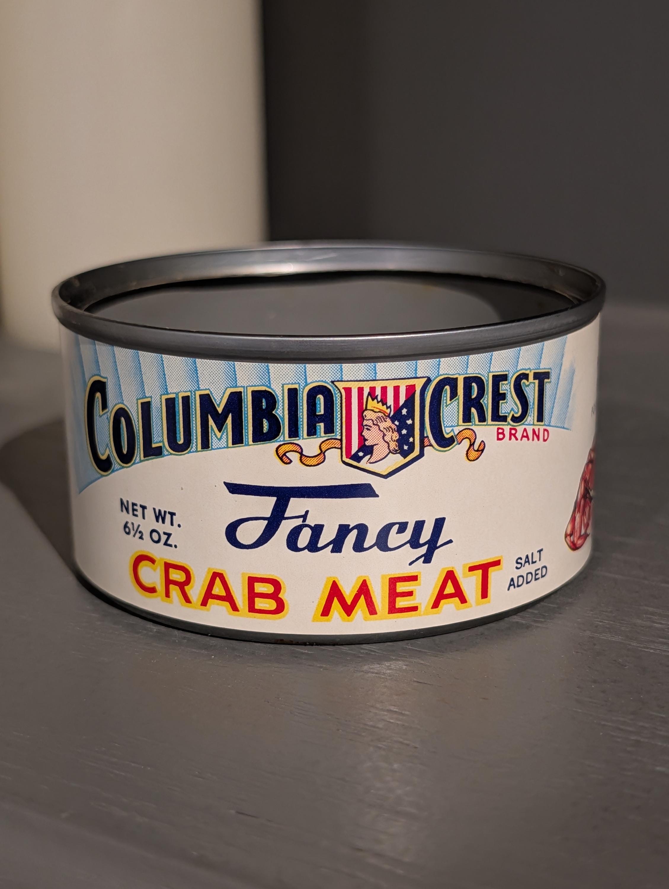 1950s Columbia Crest Fancy Crab Meat Old Can Label on Can