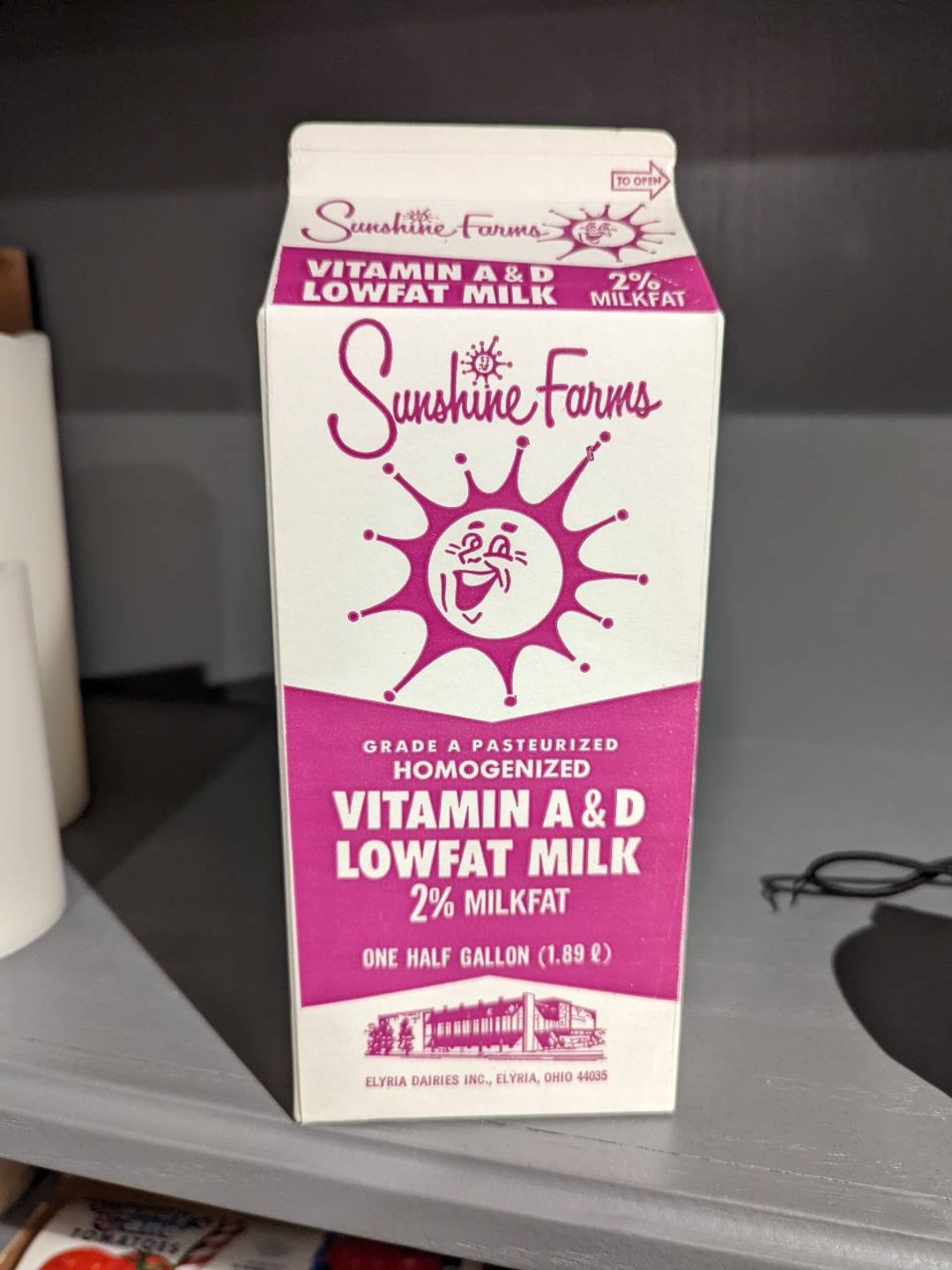 NOS 1980's Sunshine Farms Dairy Milk Waxed Milk Carton or