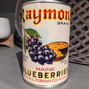 1940&#39;s Raymond Forhan&#39;s Blueberry Pie Maine Blueberries Pie Filling can label on can Original Vintage Portland, Maine