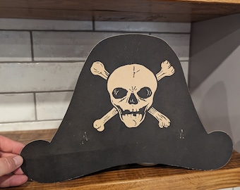1960&#39;s Vintage Halloween Pirate - Old & Orginal Cardboard Halloween Costume Hat Skull and Crossbones