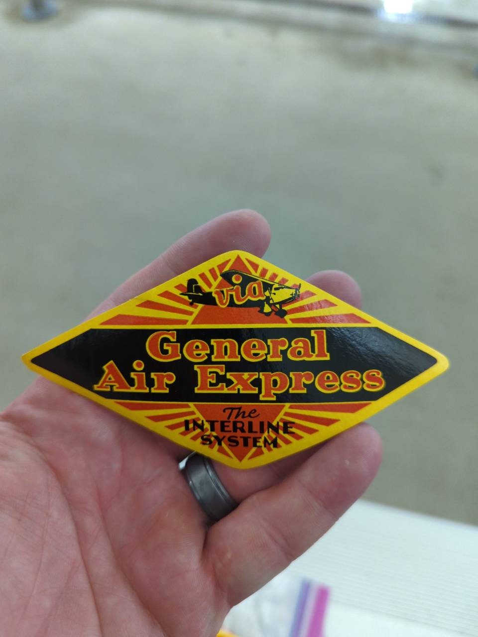 General Air Express    Vintage-Looking  1930's  Sticker/Decal/Luggage Label 