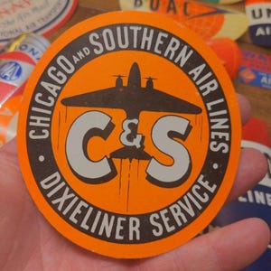Etichetta della Chicago and Southern Dixieliner Service Airlines degli anni '40 - Vecchia e originale - Decalcomania da viaggio o valigia vintage