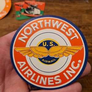 Etichetta gommata per posta aerea della Northwest Airlines degli anni '40 - Vecchia e originale - Decalcomania da viaggio o valigia vintage