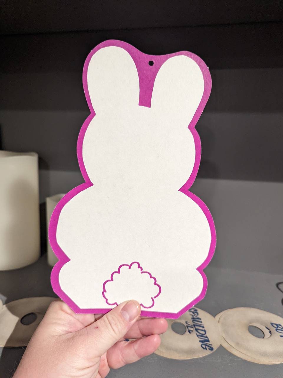 Letrero de cartón con dulces de Pascua de Russell Stover de los años 1980 y  1990, letrero original de tienda de comestibles, letrero de Pascua vintage,  decoración de cocina - Etsy México, image size:960x1280