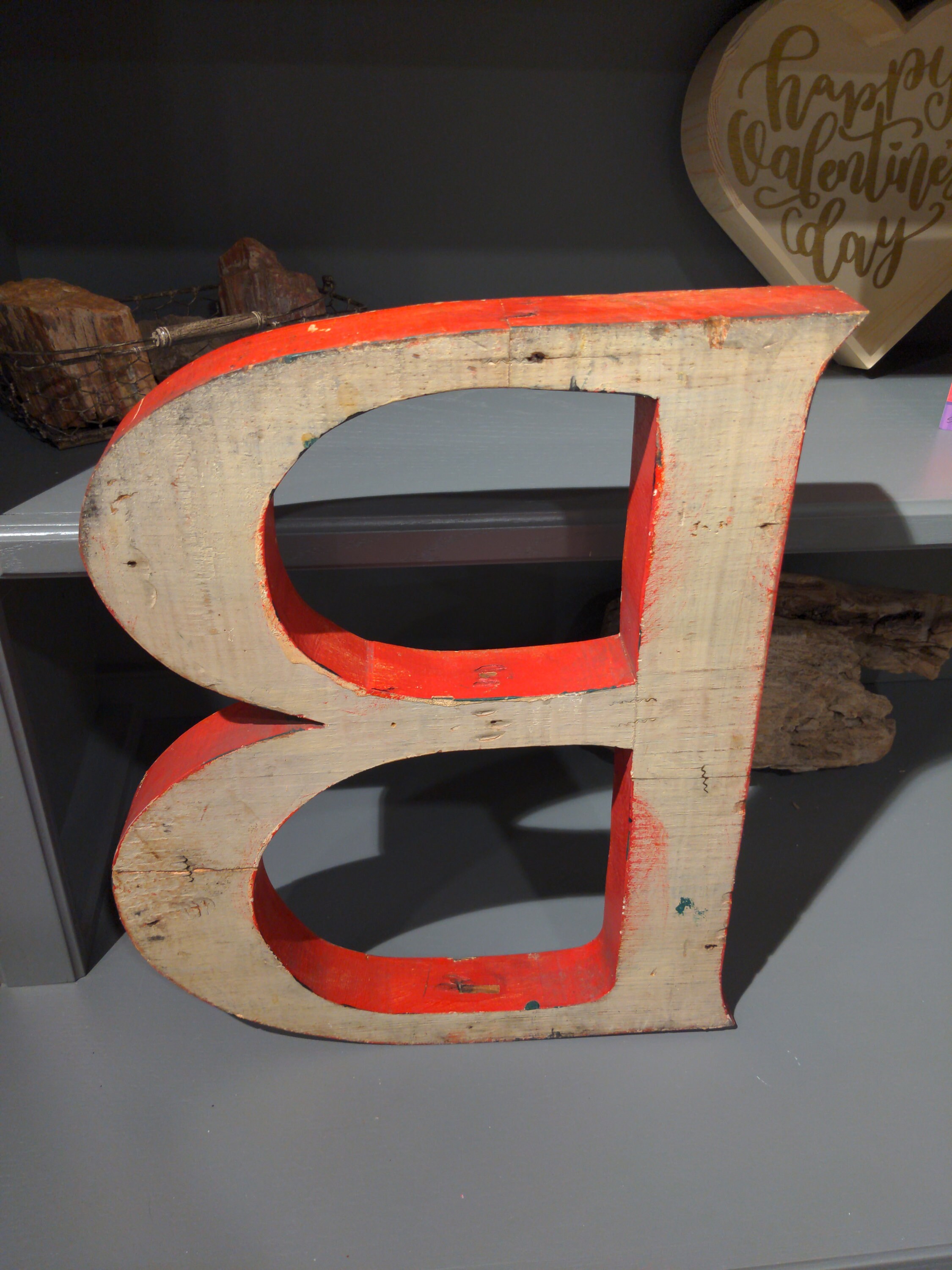 Broadsign Letters Large 18