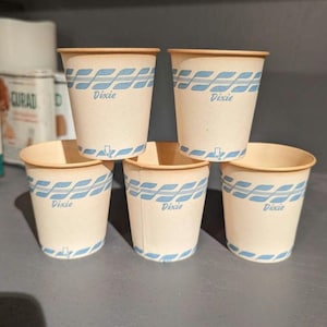 LOT OF 5: 1950&#39;s Oasis Dixie Cup -   Paper Cup Cup -  - Old & Original Theatre or Drive In -  3 ounce Dated 1953