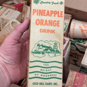 NOS 1940's Gulf Hill Farms Brand Sweet Pineapple Orange Juice  Waxed Milk Carton or Container - Quart