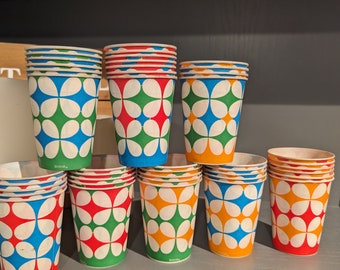 Vintage Dixie Cup Snoopy & the Peanuts Gang Bathroom Cups 3 Oz Lot