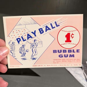 NOS 1950s Play Ball Kaugummiautomat Preisschild - Karton Laden- oder Supermarkt-Schild - Original Vintage Bubble Gum - Cramer Gum Co