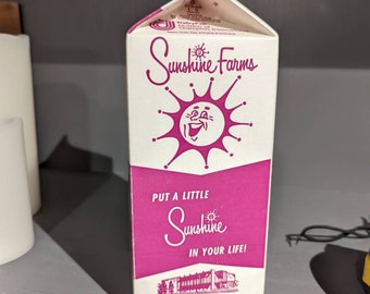 NOS 1980's Sunshine Farms Dairy Milk Waxed Milk Carton or