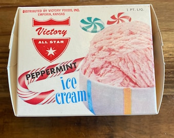 NOS 1957 Victory All Star Peppermint Ice Cream Box, Emporia, Kansas - 1 Pint - Lot of 1 - Shipped Unfolded