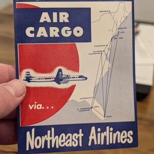 Etichetta gommata per trasporto aereo Northeast Airlines anni '40 - Vecchia e originale - Decalcomania vintage per viaggio o valigia