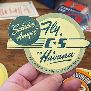 Etichetta Chicago and Southern To Havana Service Airlines degli anni '50 - Vecchia e originale - Decalcomania da viaggio o valigia vintage - Versione gialla