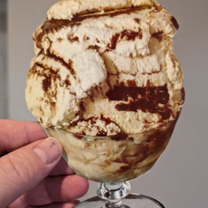 Vintage 1940&#39;s Fudge Ripple Ice Cream Sundae - Die Cut Soda Fountain Sign - Old.