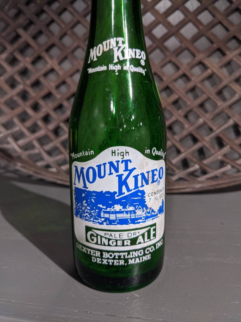 Vintage Mount Kineo Soda Pop Bottle - 7oz Soda Bottle for Soda