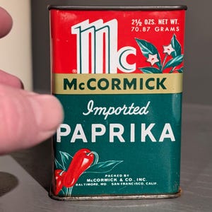 50er Jahre Old & Original McCormick Paprika Metalldose für Gewürze