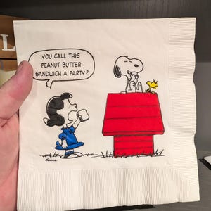NOS 1970er Jahre Snoopy Lucy Peanut Butter Sandwich Peanuts Gang Alles Gute zum Geburtstag Teller Themen Geburtstag Original Serviette