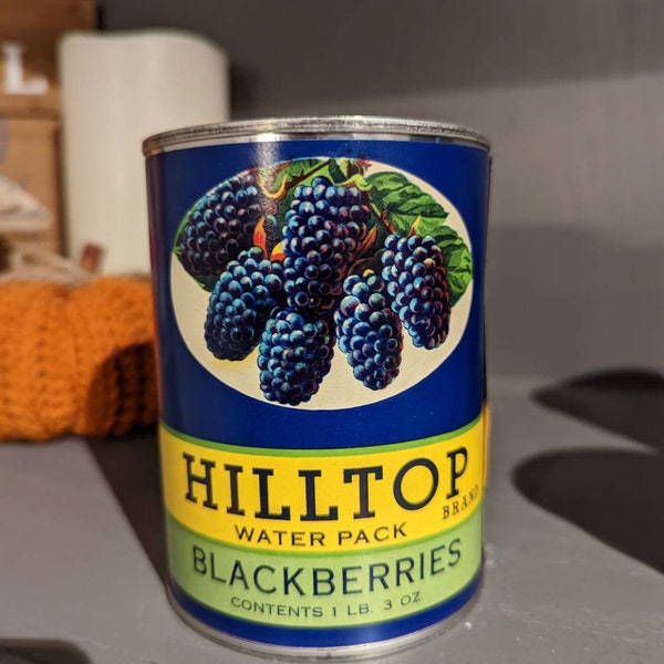 1940's Hilltop Blackberries Pie Filling can label on can Original Vintage Valley Canning, Carnation, Washington