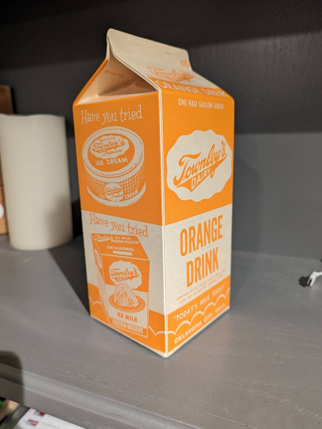 NOS 1960's Townley's Milk Dairy Milk Waxed Milk Carton or Container