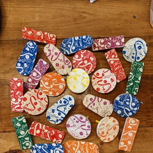 Vintage Metal Frohes Neues Jahr Bunt Blech Spielzeug Krachmacher - Vintage Alt & Original