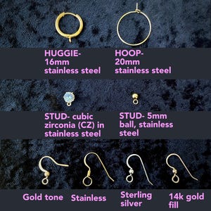 gold lipstick + dagger earrings, queer jewelry, knife dangle afbeelding 9