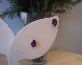 Natural Amethyst Stud Earrings in 14 Karat Yellow Gold