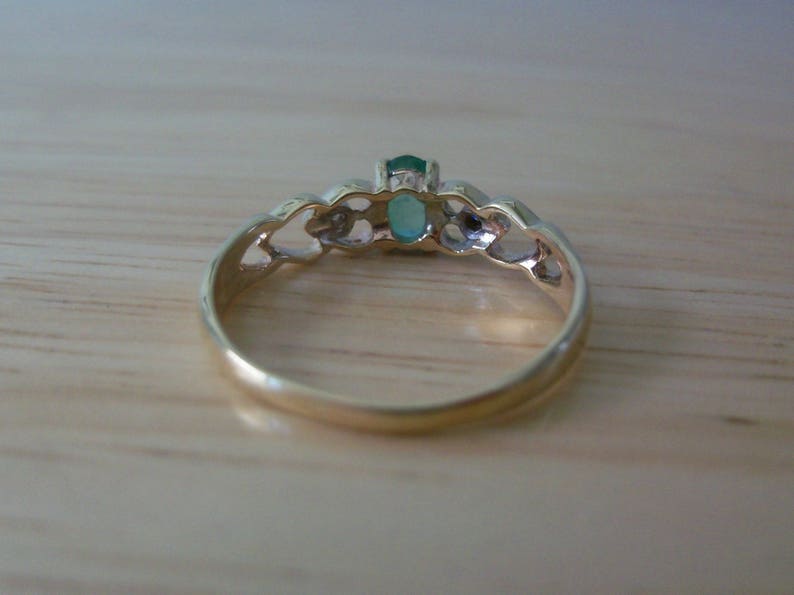 Vintage Dainty Natural Emerald Oval and Diamond Accent Ring in Yellow Gold